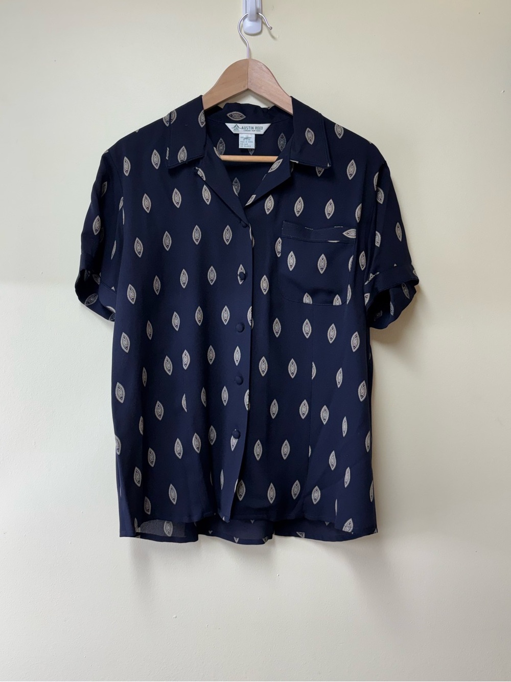 Vintage Austin Reed 100% Silk Short Sleeve Blouse Navy Tan Beige - Large